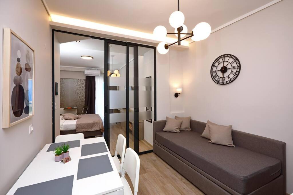 Egnatia Downtown, Urban Apartments B Tesalonika Bagian luar foto