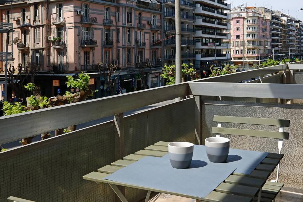 Egnatia Downtown, Urban Apartments B Tesalonika Bagian luar foto