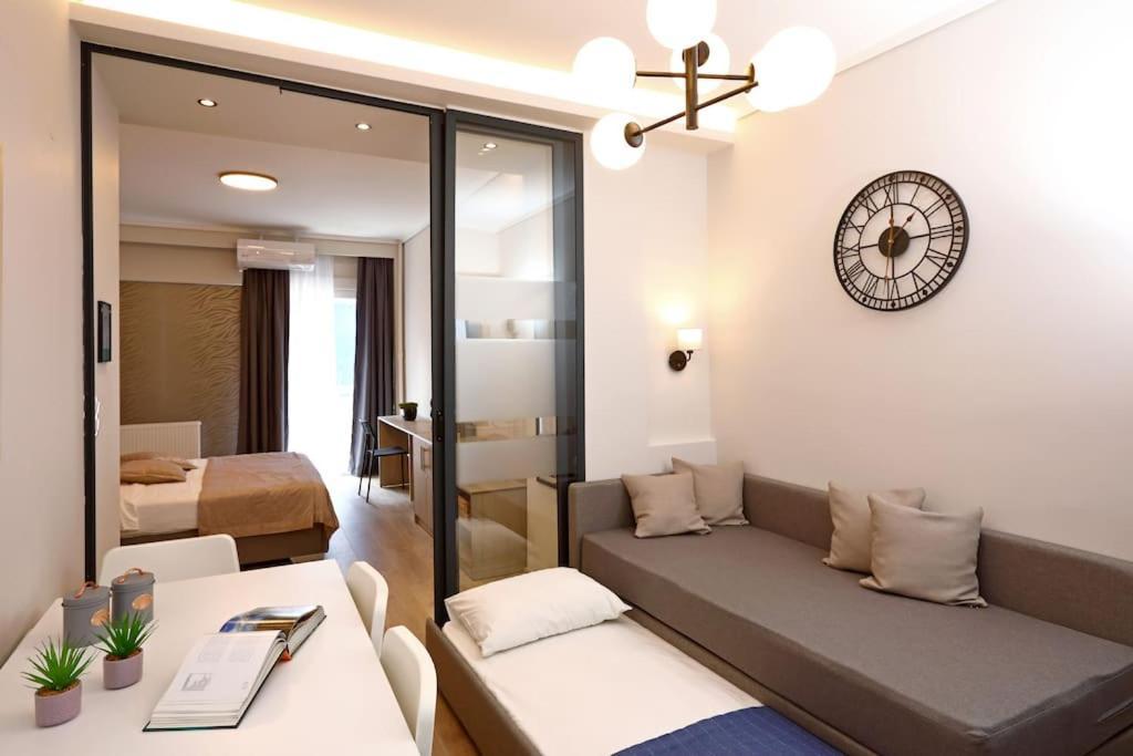 Egnatia Downtown, Urban Apartments B Tesalonika Bagian luar foto